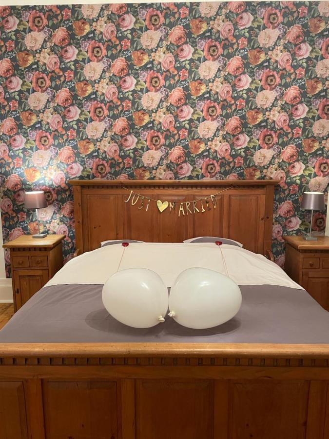 Caylus Domaine La Rose B&B 외부 사진